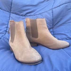 Aldo Tan Booties with Lace Up Back Size 7